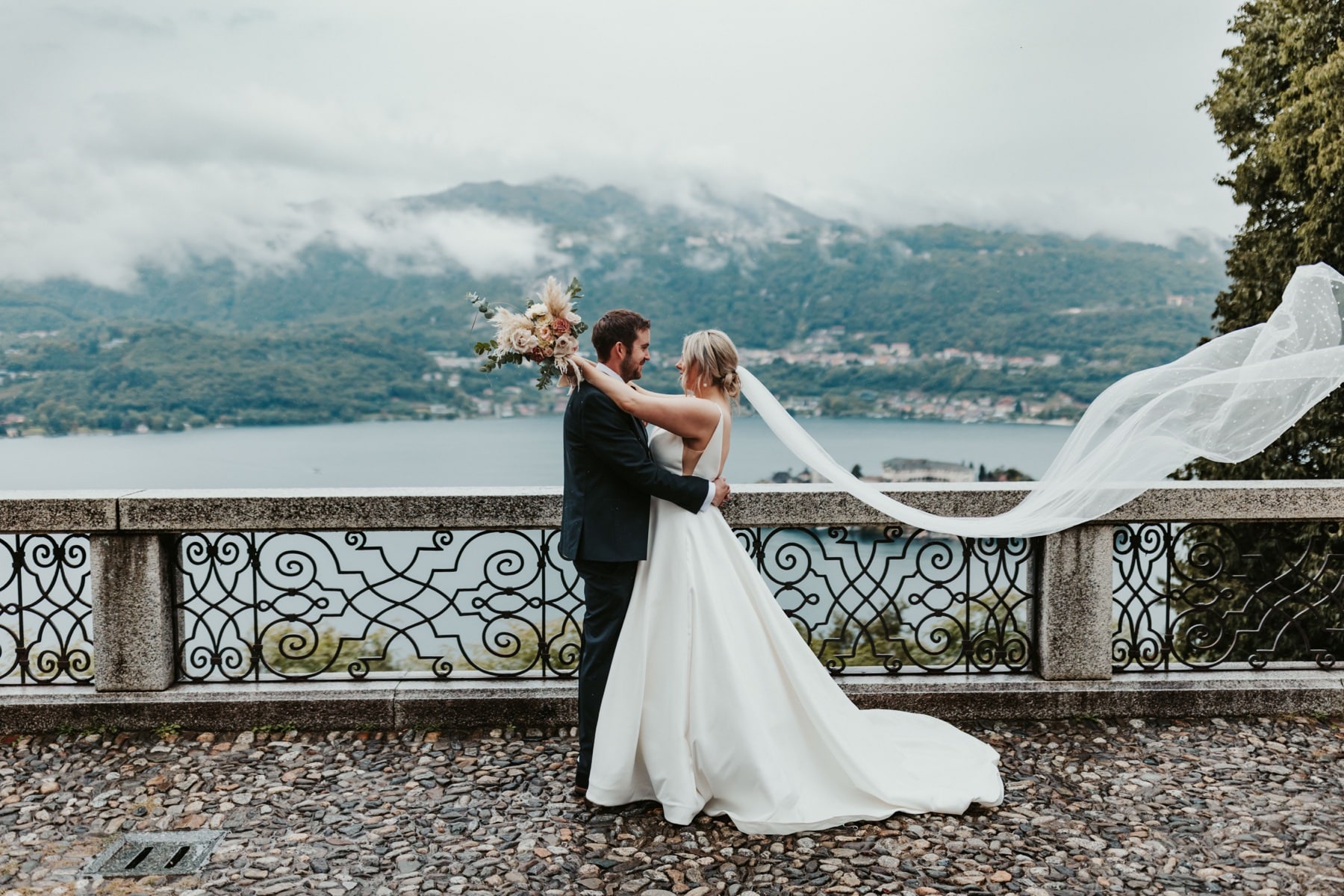 Bespoke destination wedding on the Lake Maggiore in Italy