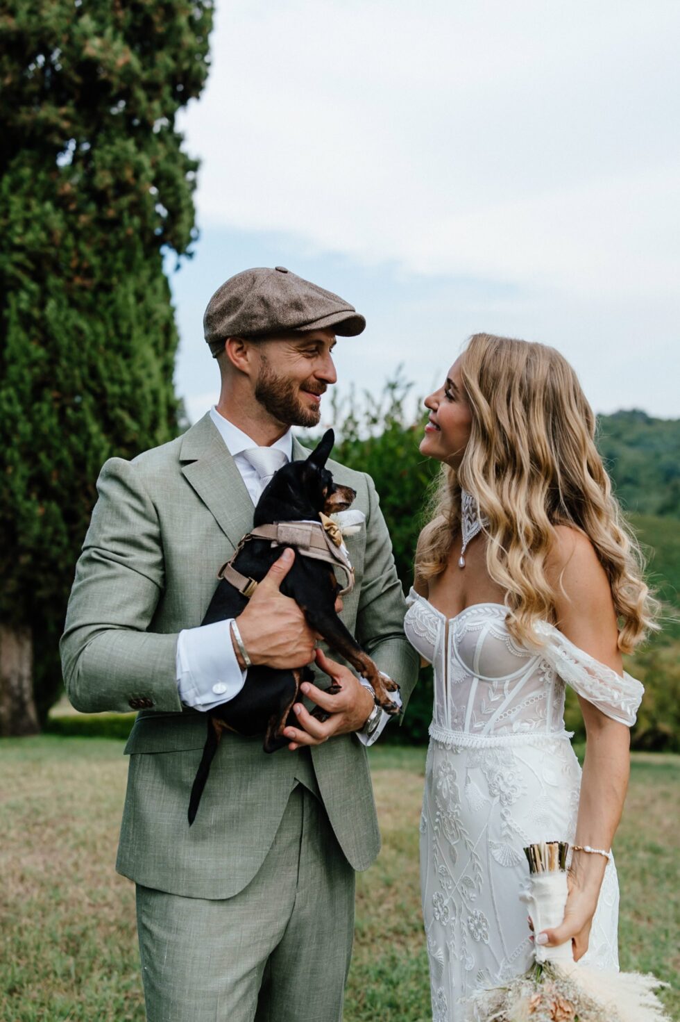 Wedding at Villa Sparina Resort: Italian charm, Gavi vineyards, and impeccable services for Swiss couples dreaming of a refined celebration in Piemonte. Photographer Edoardo Giorio